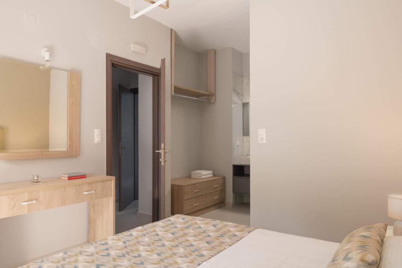 Mela Luxury Apartments Maroulás Exteriör bild